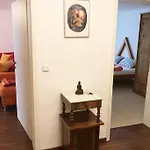 Zwischen Weinheim Und Apartmán