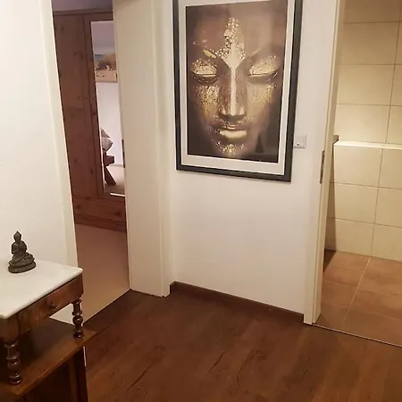 Zwischen Weinheim Und Appartement *