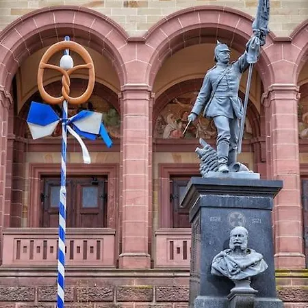 Zwischen Weinheim Und