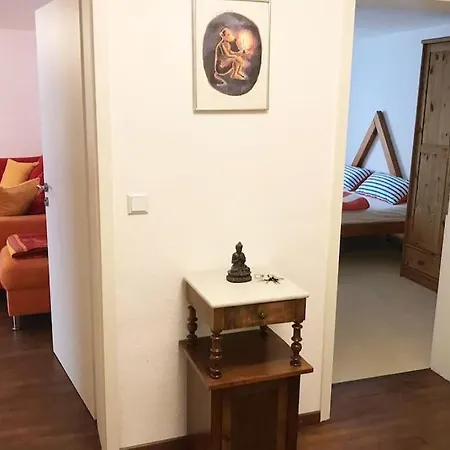 Zwischen Weinheim Und דירה