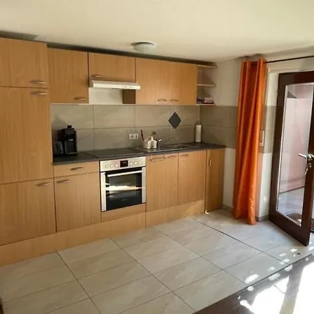 Zwischen Und Hemsbach