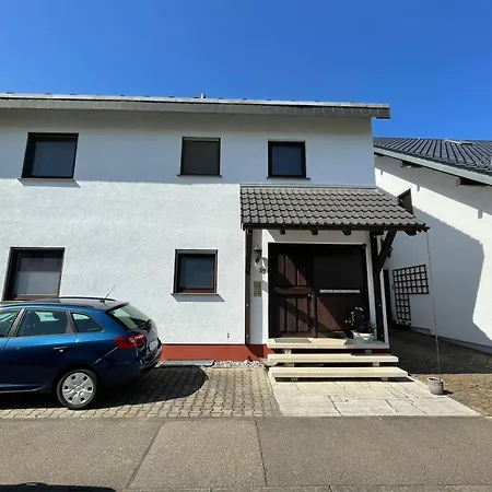 Zwischen Weinheim Und *