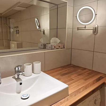 Zwischen Weinheim Und Apartmán *